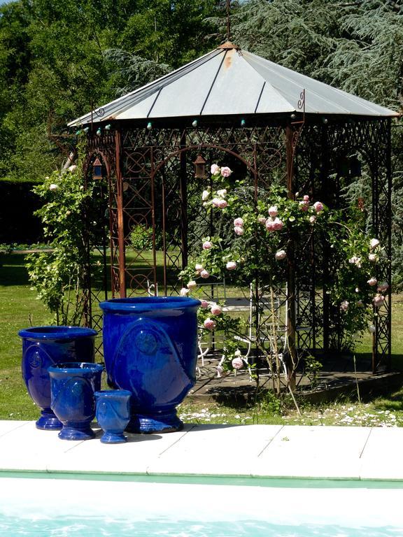B&B La Closerie 33 Sadirac Bagian luar foto