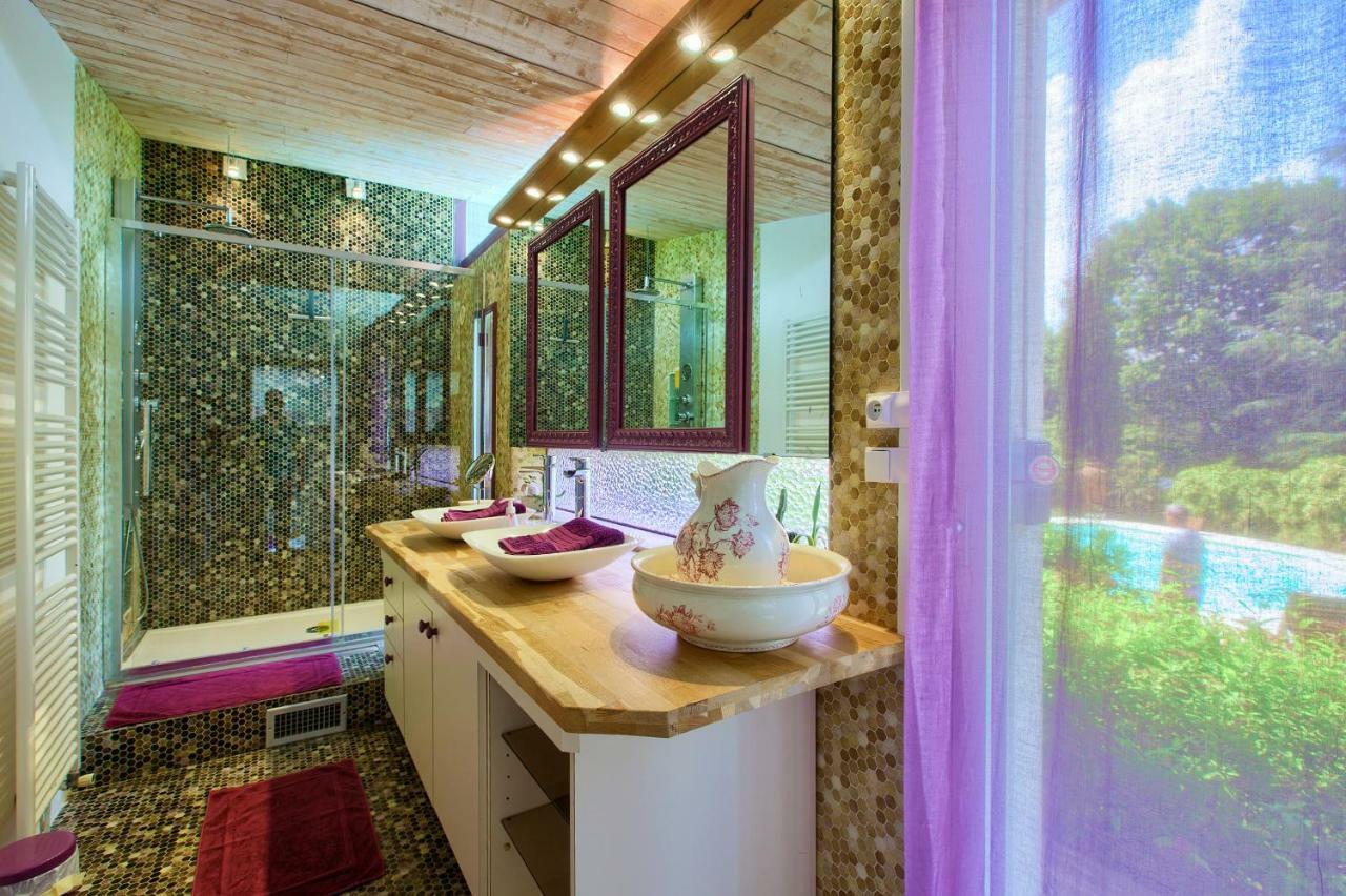 B&B La Closerie 33 Sadirac Bagian luar foto