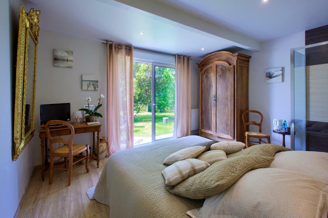 B&B La Closerie 33 Sadirac Bagian luar foto