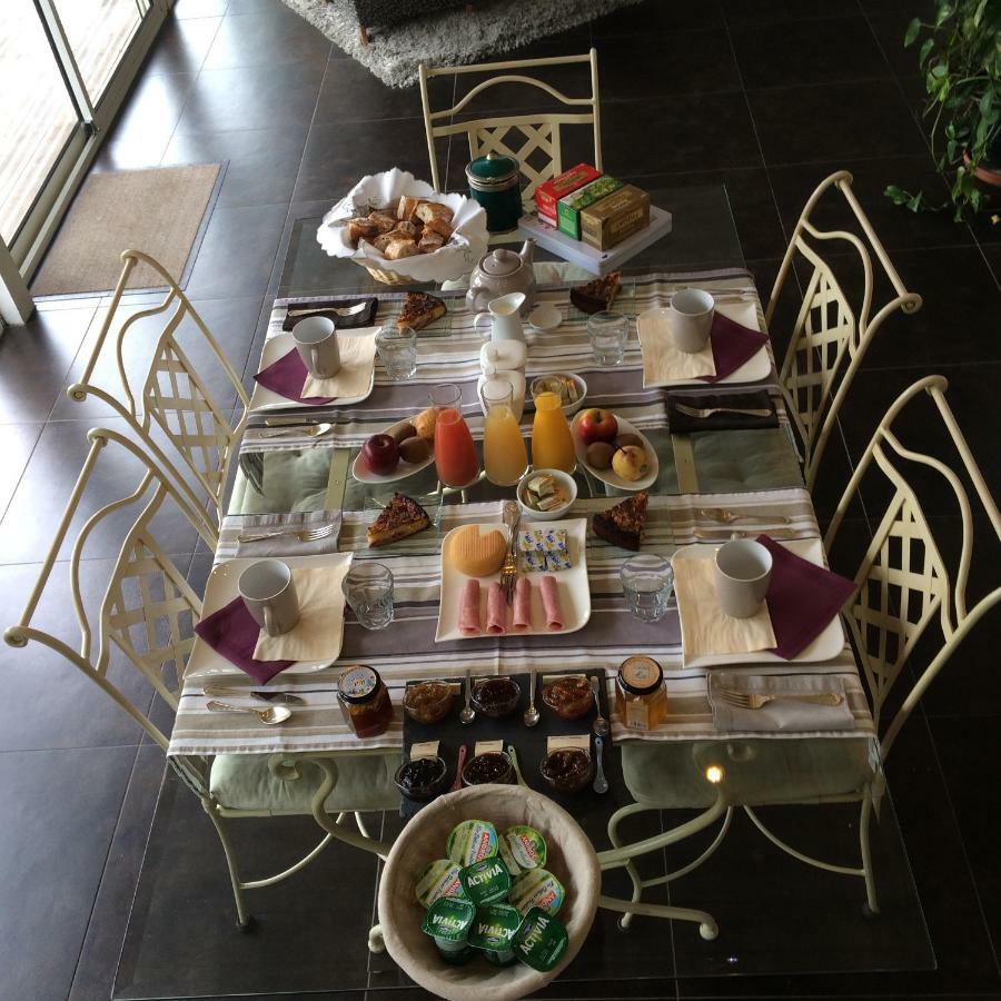 B&B La Closerie 33 Sadirac Bagian luar foto